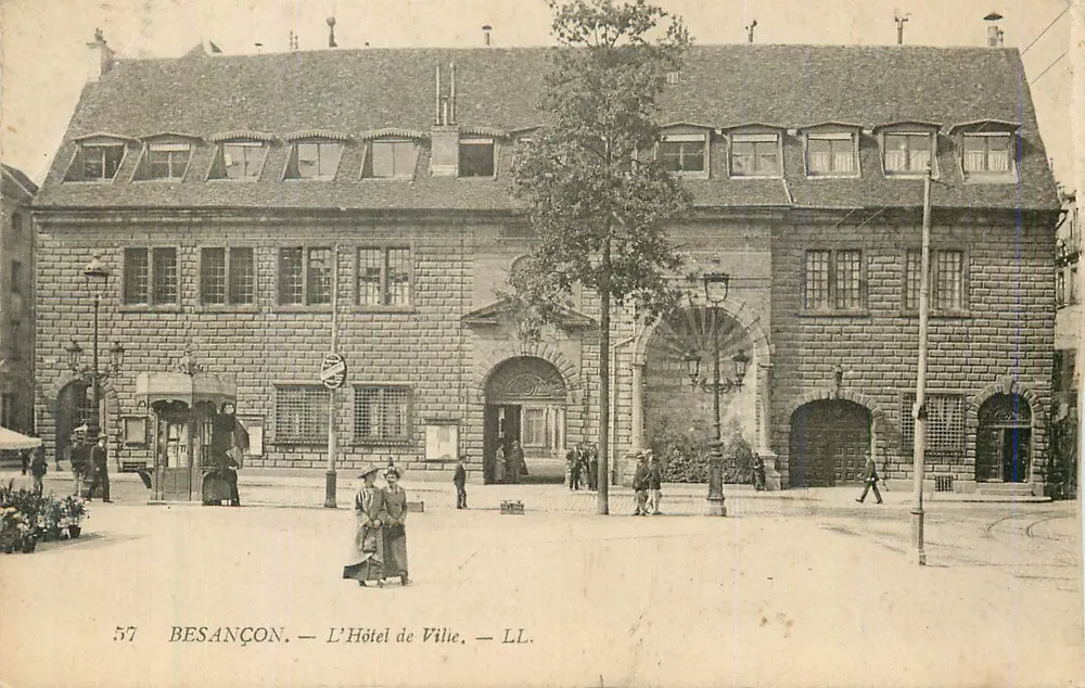 Besançon — L'Hotel de Ville — LL. — n° 57 - Recto