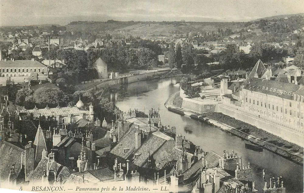 Besançon — Panorama tomado desde la Madeleine — LL. - Anverso