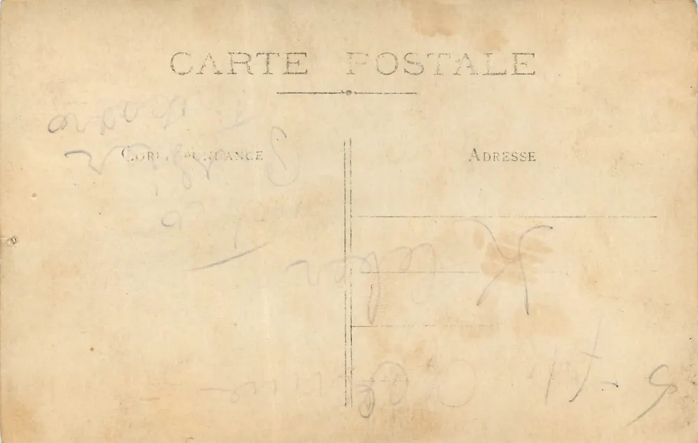 Três homens em traje — fundo vegetal — carta postal italiana - Verso