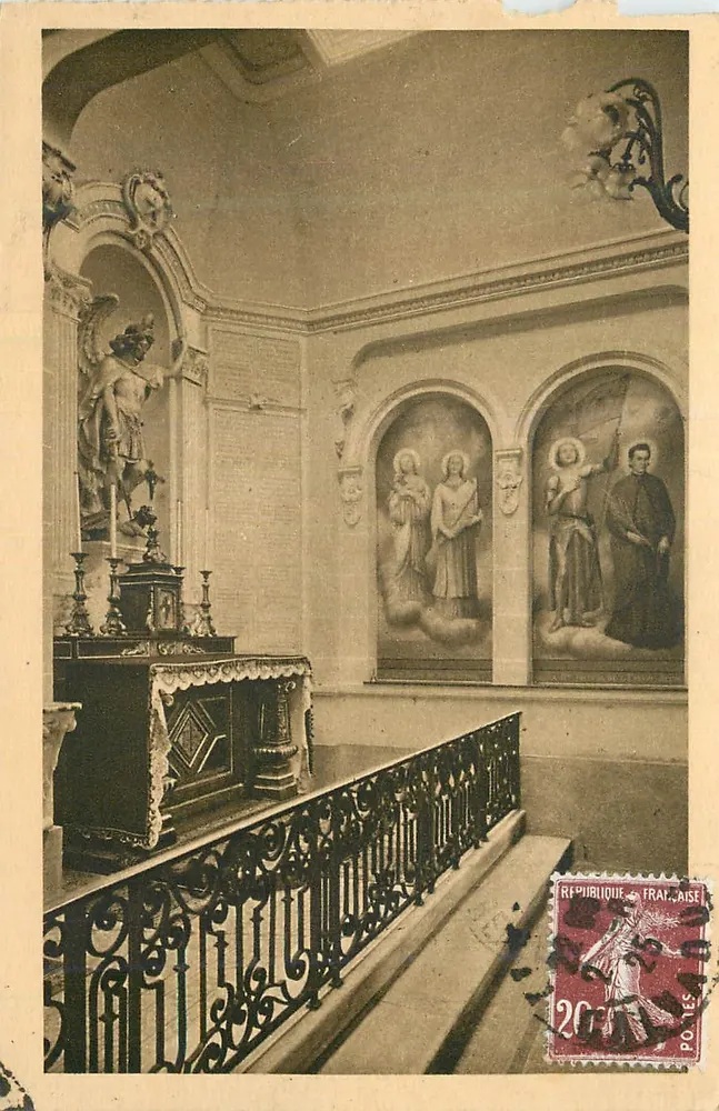 La Chapelle des Carmélites de Lisieux — Autel Saint-Michel et fresques des saints préférés de Sainte Thérèse — Éditeur non identifié - Recto