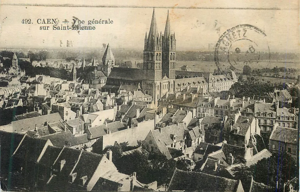 Caen — Vista geral sobre Saint-Étienne — Editor desconhecido, n° 492 - Frente