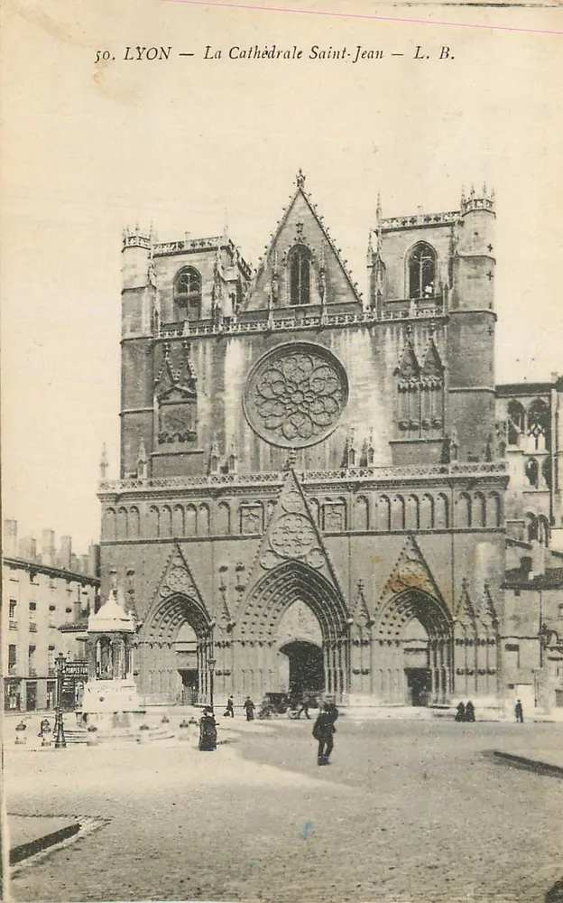 LYON — A Catedral de São João — L. B. n°50 - Frente