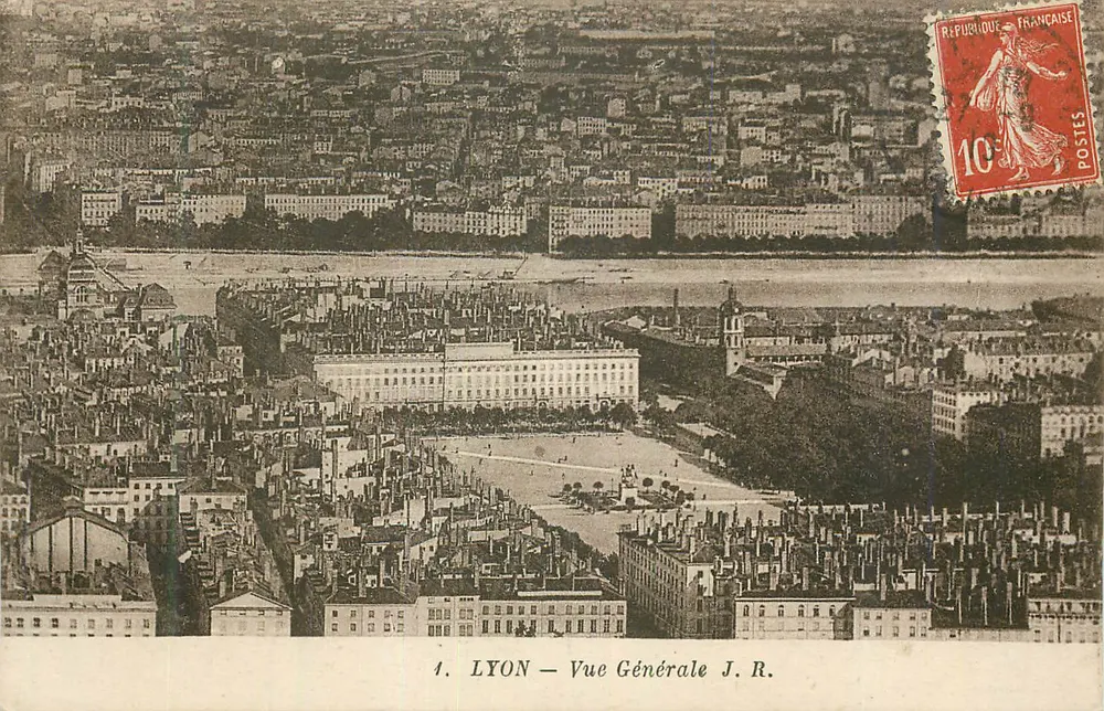 LYON — Vista Geral J. R. - Frente