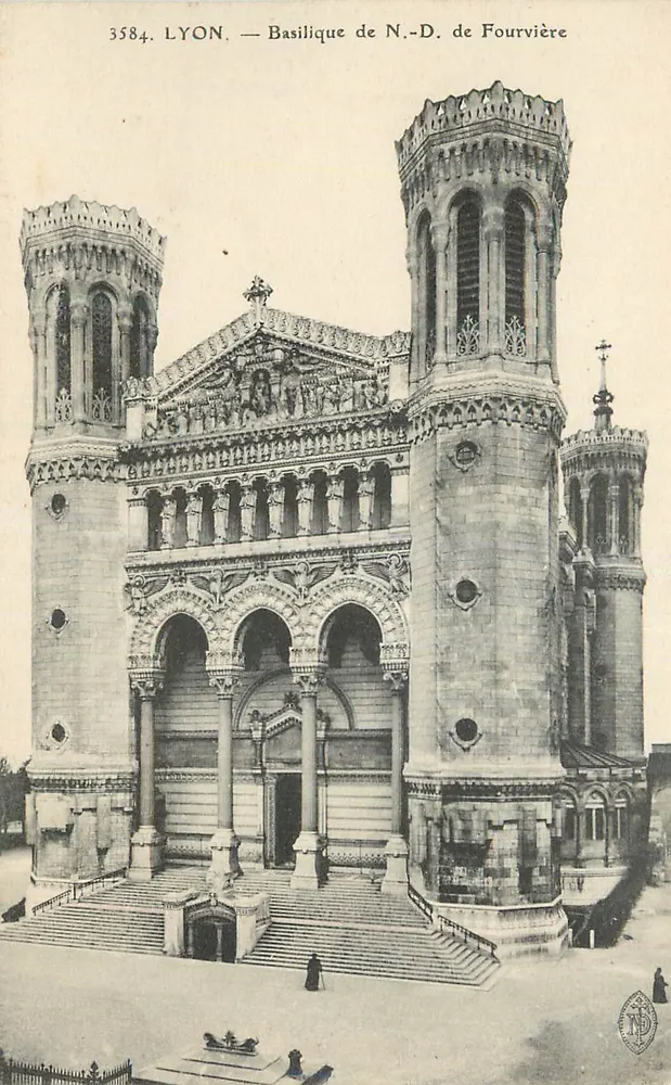 LYON — Basílica N.-D. de Fourvière — Editor M. (n° 3584) - Frente