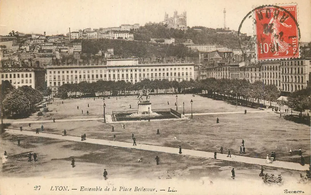 LYON — Zbiór Placu Bellecour — LL. - Awers