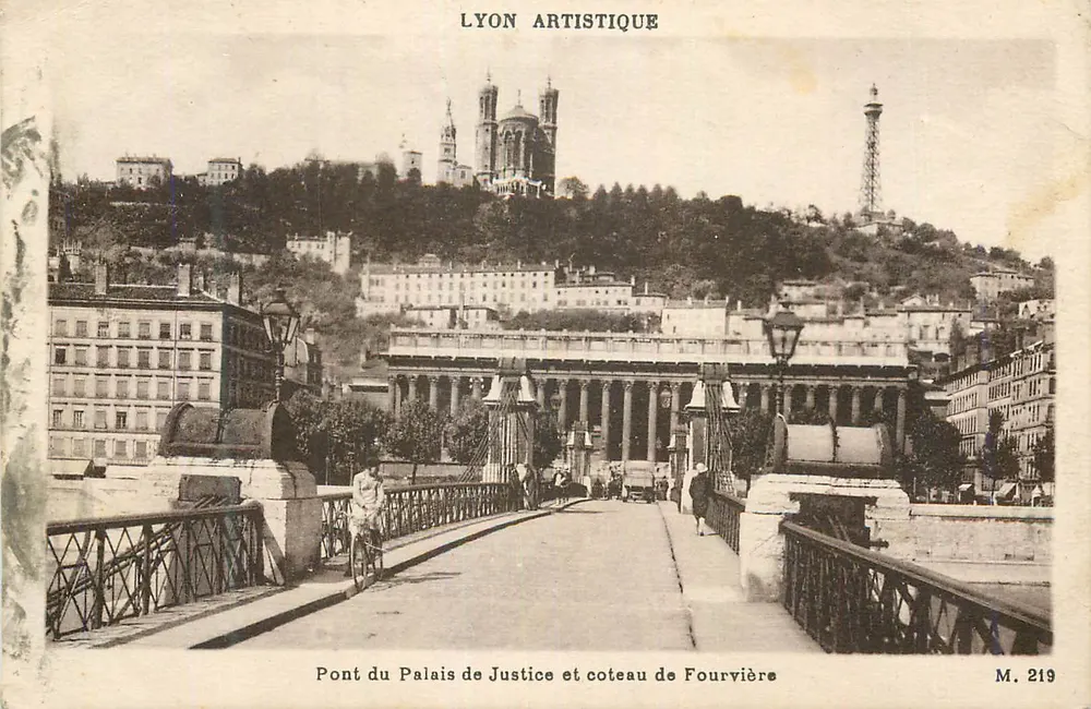 Brücke des Palasts der Gerechtigkeit und Fourvière-Hügel — Lyon — Édition Lyon Artistique, n° M. 219 - Vorderseite