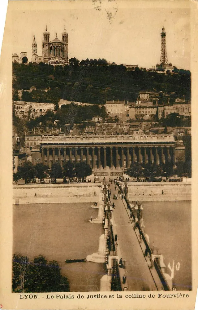 LYON. - Le Palais de Justice et la colline de Fourvière - Recto