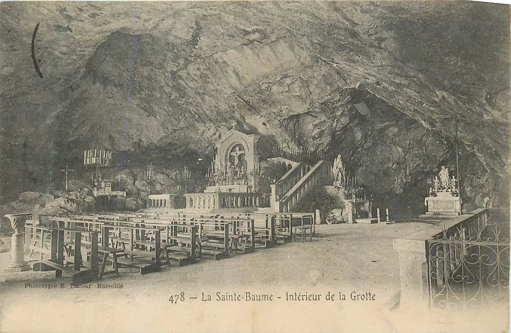 A Sainte-Baume — Interior da Gruta — Fototipia E. Lacour, Marselha, n°478 - Frente