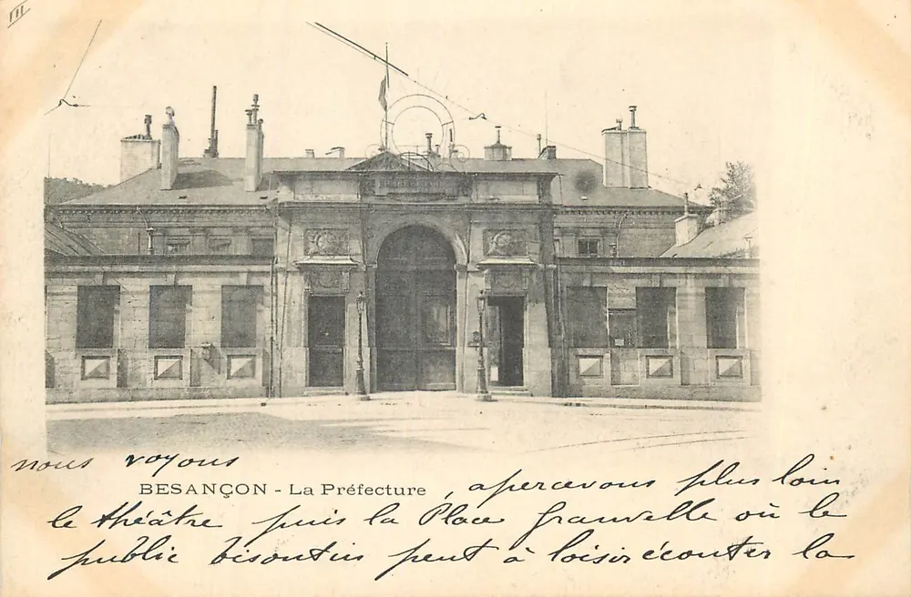 Besançon - A Prefeitura — vista com texto impresso e manuscrito - Frente