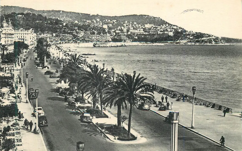 Nice — La Promenade des Anglais — L. Gilletta et Cie - Recto
