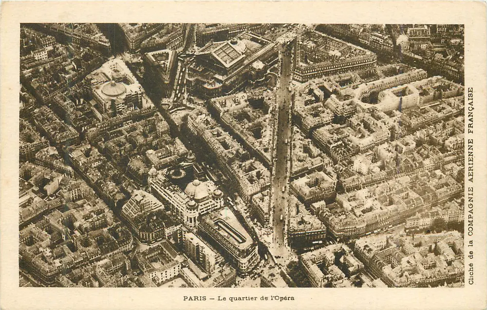 PARIS — O bairro da Ópera — Cliché da Compagnia Aérea Francesa - Frente