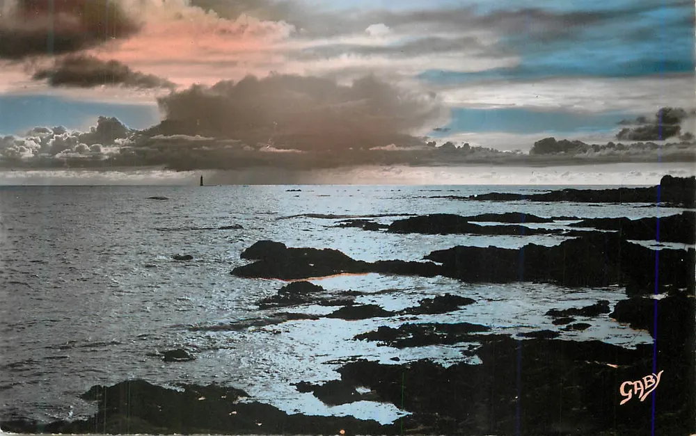 Les Sables-d'Olonne (Vendée) — Contre-jour à la Grande Côte — Éditions Gaby - Recto