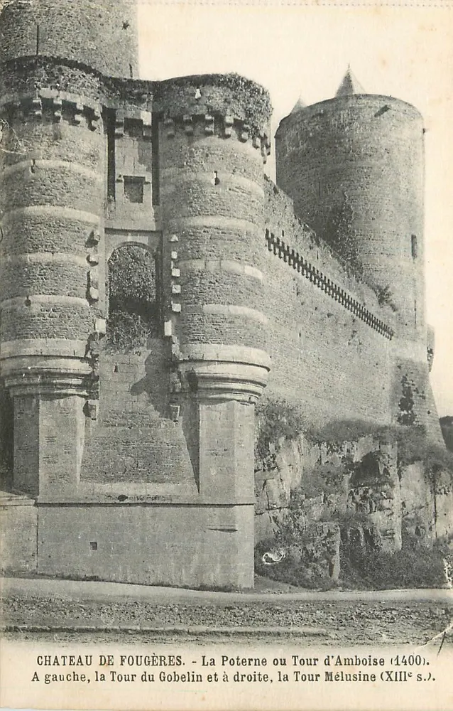 Schloss Fougères — Tour du Gobelin und Tour d'Amboise (13. Jahrhundert) - Vorderseite