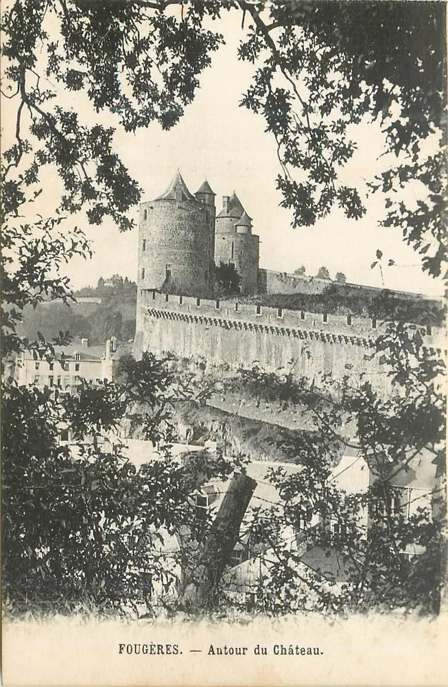 Fougères — À volta do Castelo — Coleção do Syndicat d'initiatives - Cliché A. D. - N° 118 - Frente
