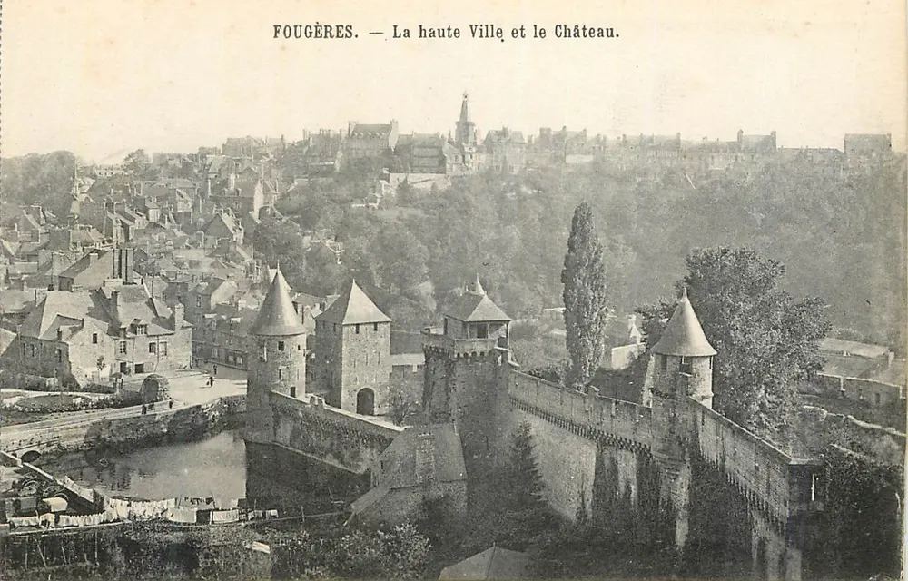 Fougères — Die obere Stadt und das Schloss - Vorderseite