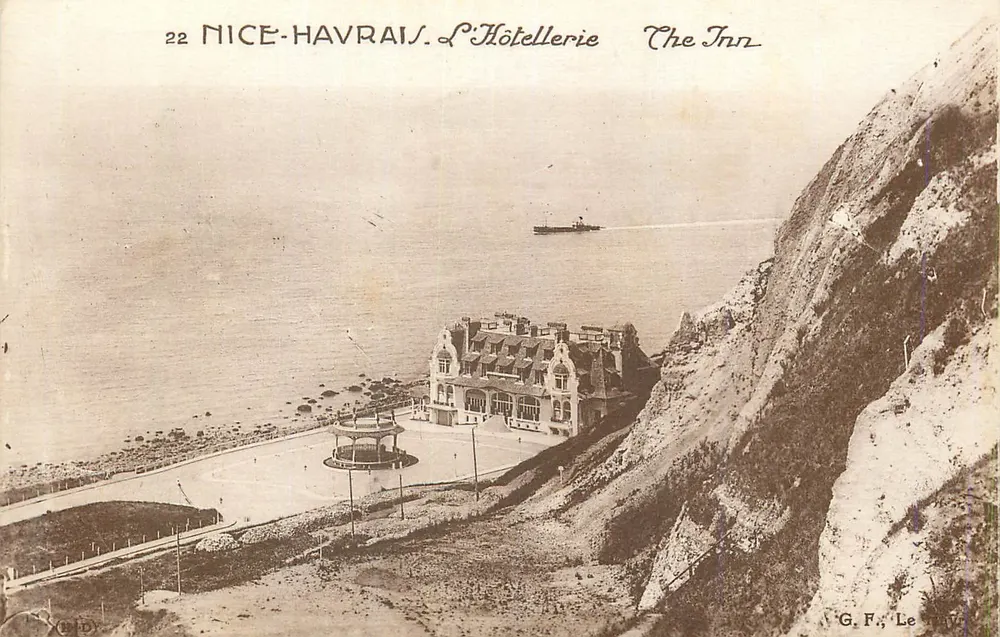 Nice-Havrais — L'Hôtellerie The Inn — G.F., Le - Frente