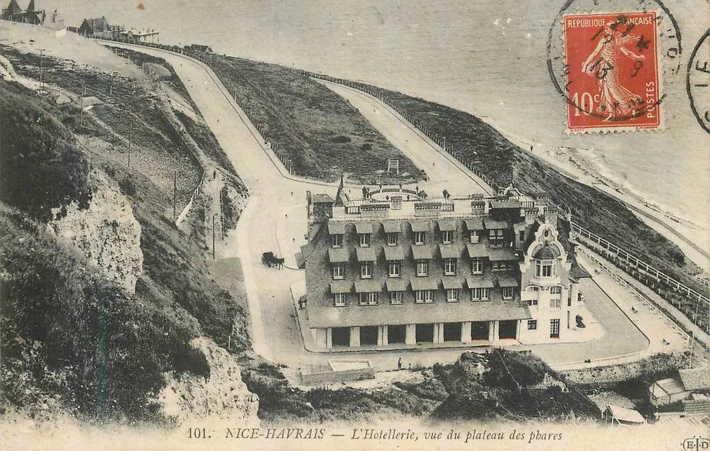 Nice-Havrais — L'Hotellerie, vue du plateau des phares - Recto
