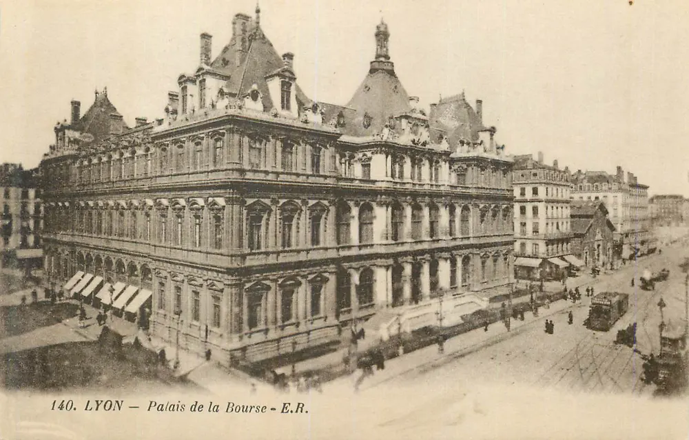 LYON — Palácio da Bolsa — E.R. — n°140 - Frente