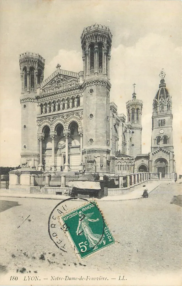 LYON. — Nossa Senhora de Fourvière — LL. — Editor LL, n° 180 - Frente