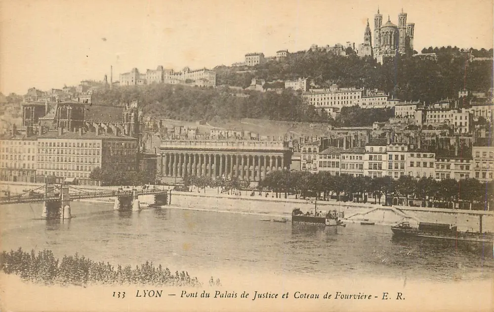 LYON — Brücke des Palastes der Gerechtigkeit und Fourvière-Hügel — E. R. 133 - Vorderseite