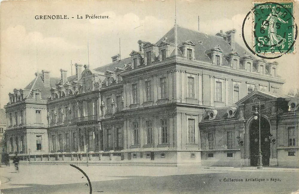 Grenoble - A Prefeitura — Coleção Artística Sayn. - Frente