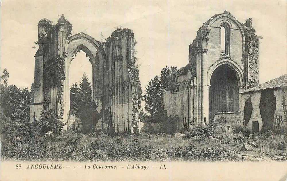 La Couronne — A Abadia — Angoulême — LL - Frente