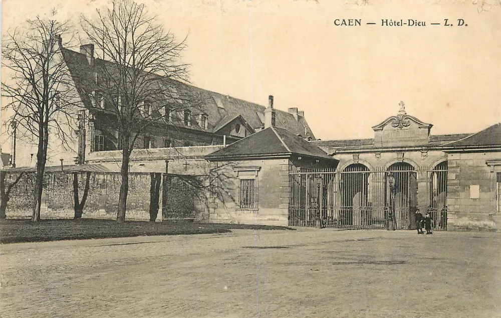 Caen — Hotel-Dieu — L. D. - Frente
