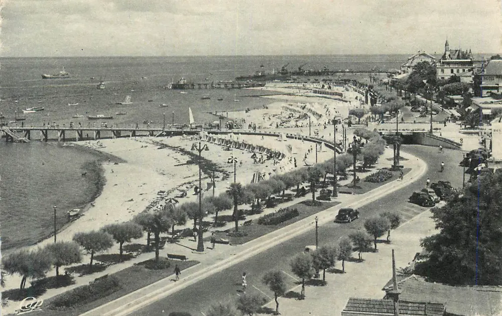 Arcachon — Costa de Prata — A Praia — Cie des Arts Photomécaniques, 44 rue Batailler, Paris 15e - Frente