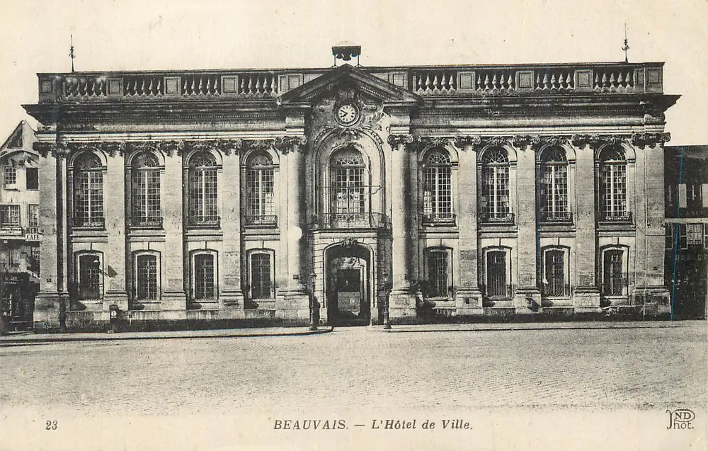 Beauvais — L'Hotel de Ville — ND Hot. - Recto