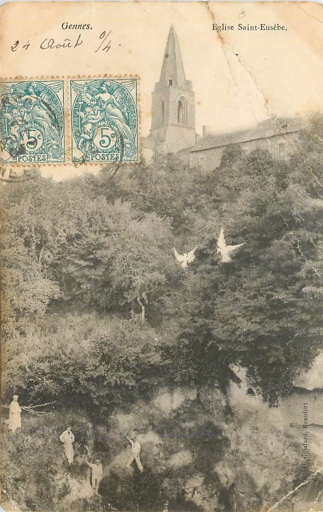 Gennes, Église Saint-Eusèbe — vue de l'église avec clocher et arbres, éditeur Gondland Beaufort - Frente
