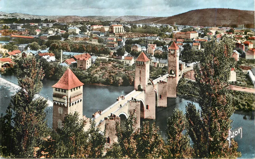 Cahors (Lot) — Der Pont Valentré (14. Jahrhundert) und die Ufer des Lot — Yvon Art Editions, Paris - Vorderseite