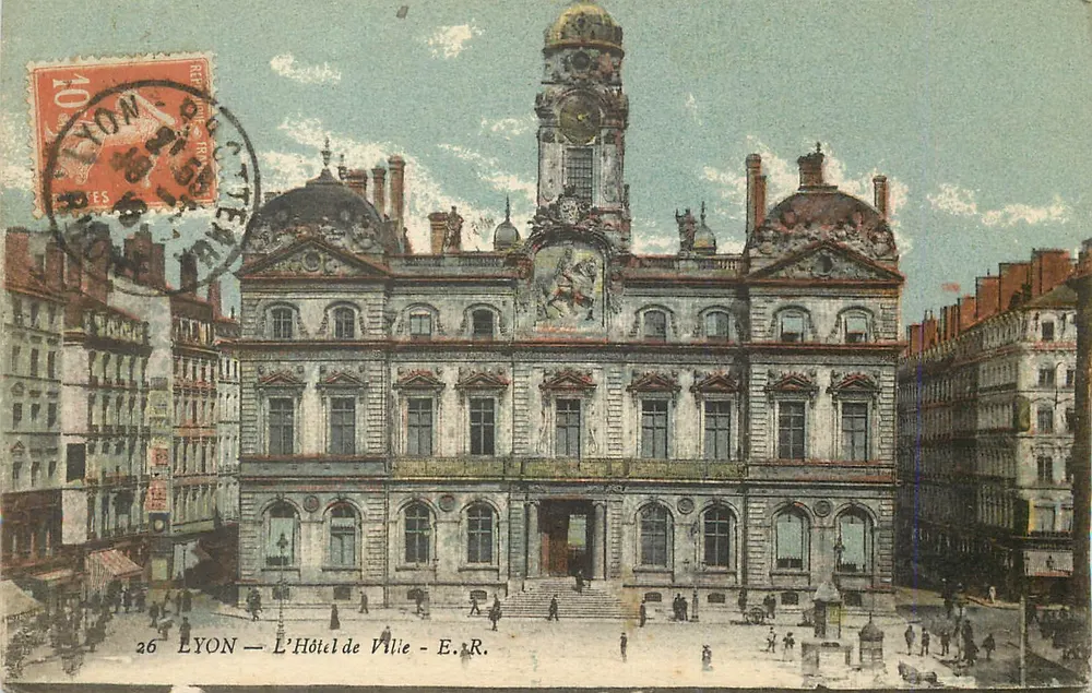 LYON — O Hotel de Ville — E.R. - Frente