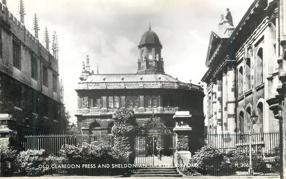 Old Claredon Press e Sheldonian Theatre, Oxford — editore H. 3068 - Recto