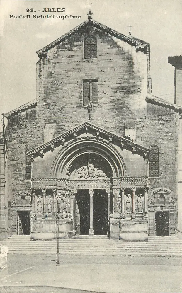 Portal de San Trofimo — Arles — Edición L. Danesi, Arles - Anverso