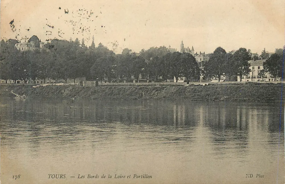 Tours — Los bordes del Loira y Portillon — ND Fotografía, n°178 - Anverso