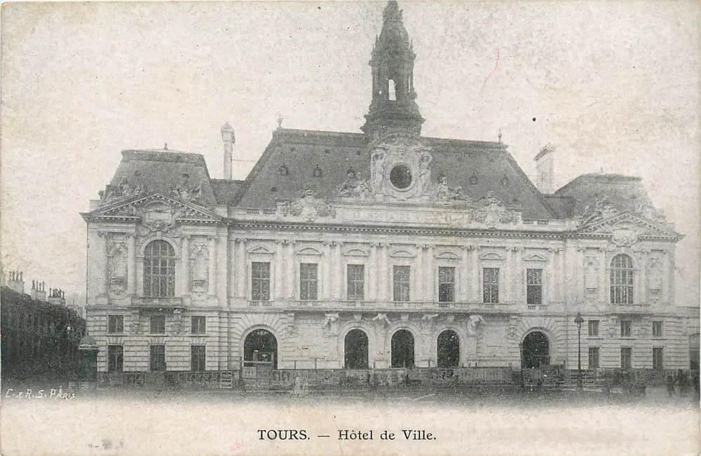 Tours — Hotel de Ville — C.R.S. Paris - Frente