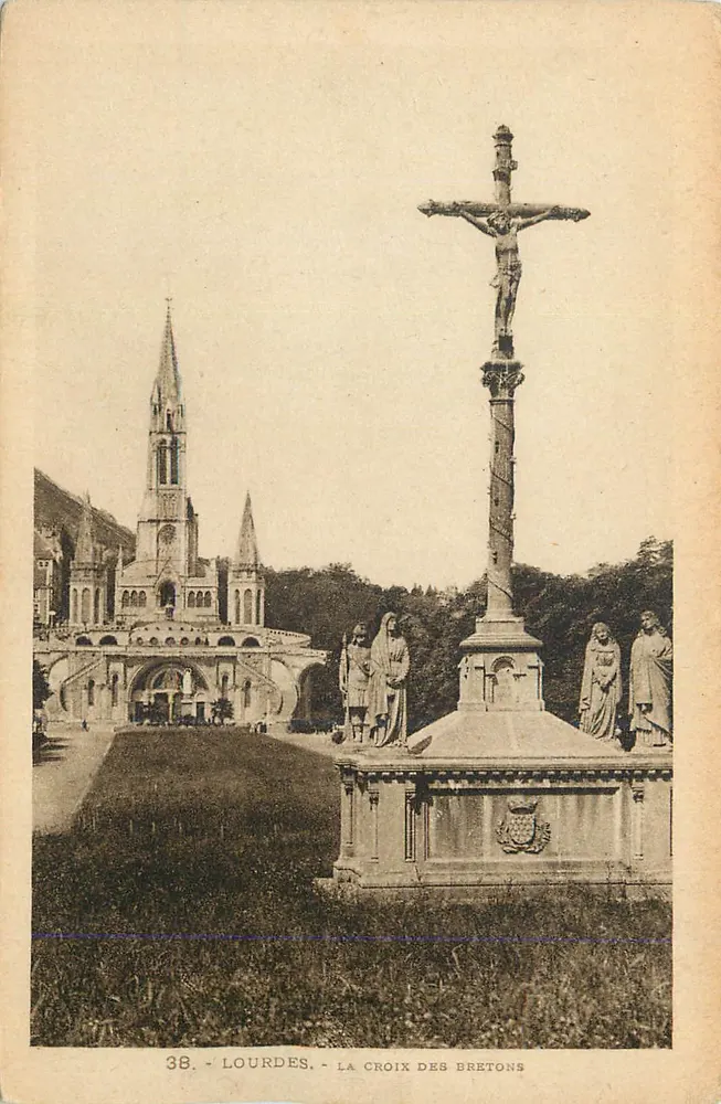 Lourdes - A Cruz dos Bretões — Aliança Católica Lourdes - Frente