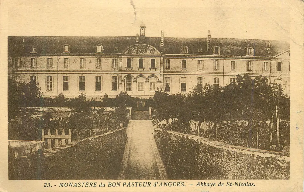 Mosteiro do Bom Pastor de Angers — Abadia de São Nicolau - Frente