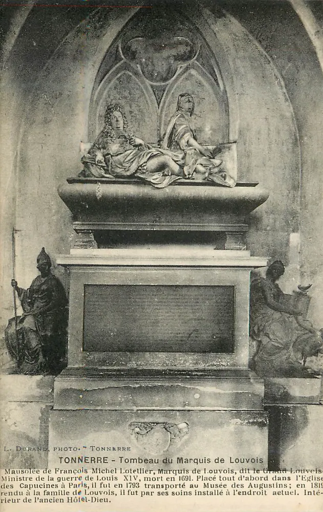 Grab des Marquis de Louvois — Mausoleum von François Michel Lotellier — Foto L. Durand, Tonnerre - Vorderseite