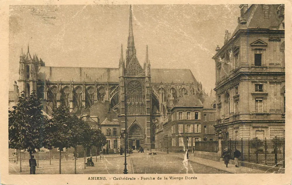Amiens - Cathédrale - Porche de la Vierge Dorée — Raphael Caron, photo-éditeur - Recto