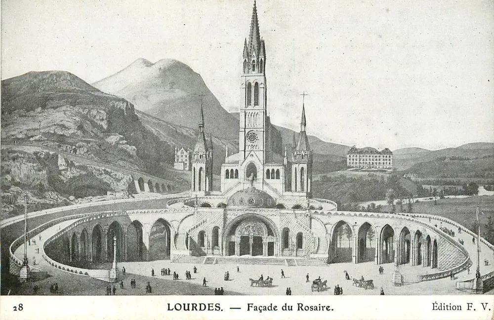 Lourdes — Fachada do Rosário — Edição F. V. - Frente