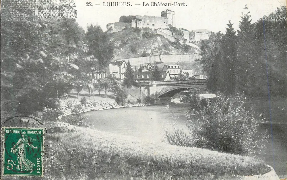 Lourdes — O Castelo-Forte — Editor desconhecido, n° 22 - Frente