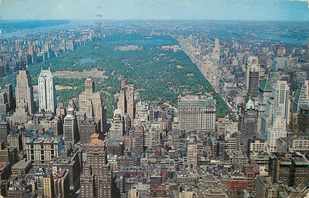 Luftbild des Central Park — New York City — Farbfoto von Gerard Oppenheimer - Vorderseite
