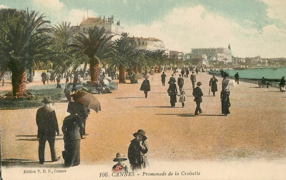 CANNES - Promenade de la Croisette — Edição V. D. F., Cannes, n° 106 - Frente
