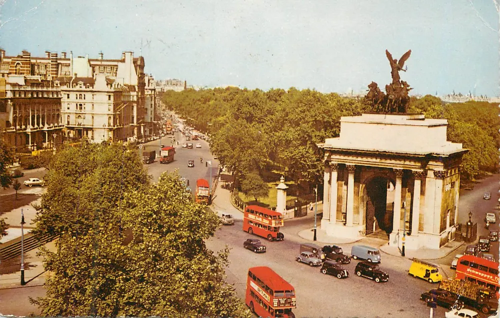 Hyde Park Corner — Londres — Série Natural Colour, The Photographic Greeting Card Co. Ltd. - Frente