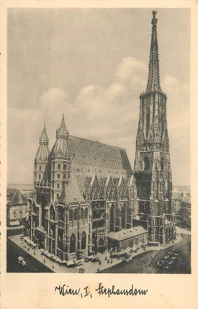 Viena, Catedral de São Estêvão — vista aérea — Sepofot - Frente