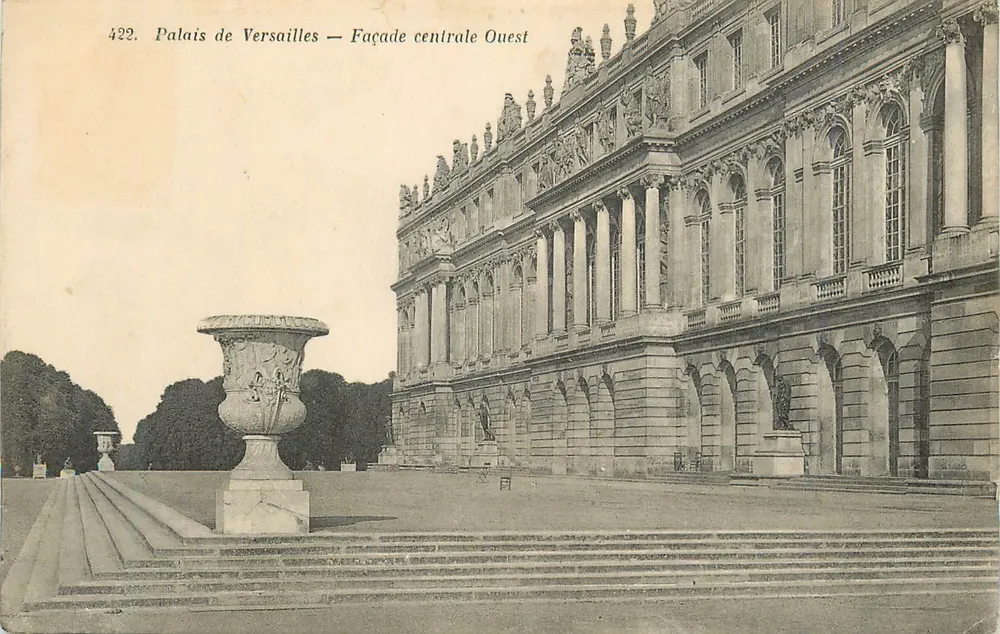 Palácio de Versalhes — Facha Central Oeste — Héliotypie A. Bourdier - Frente