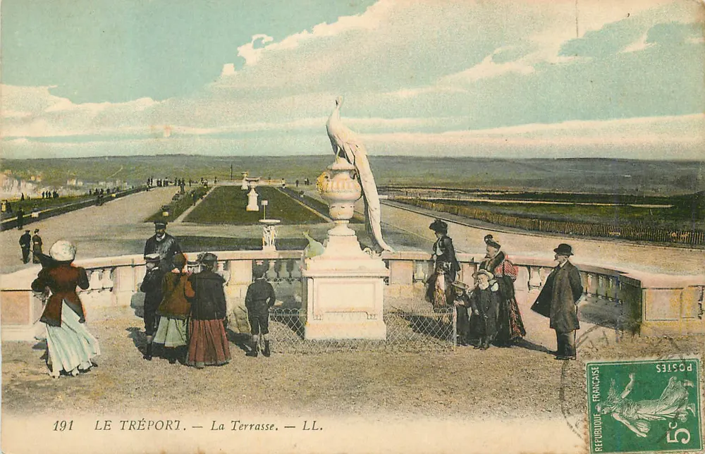 Le Tréport — A Terrasse — LL. - Frente