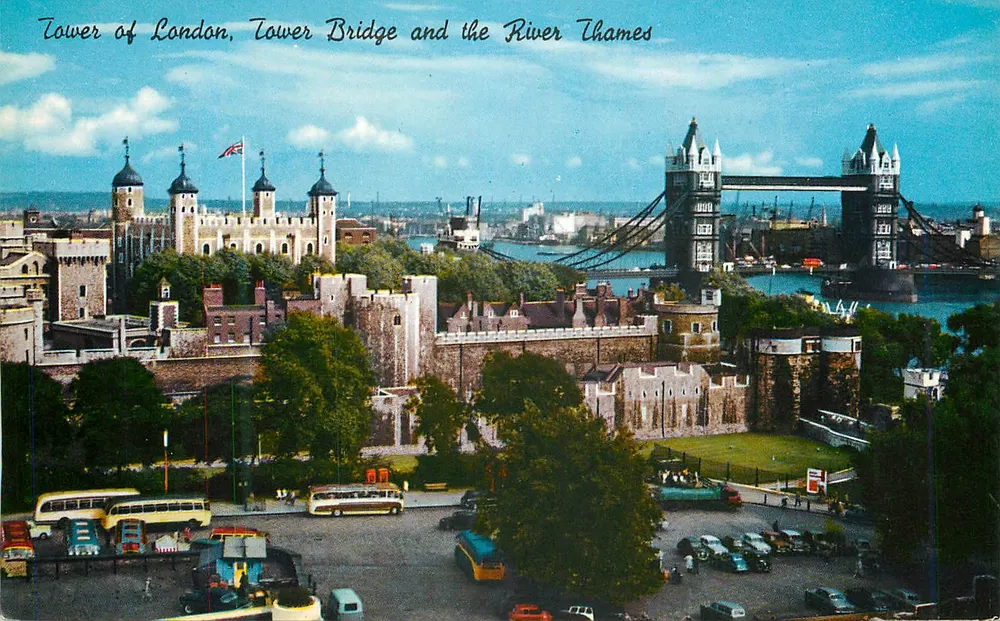 Torre de Londres, Ponte Tower e o rio Thames — Young's Photo Reproductions, Londres - Frente
