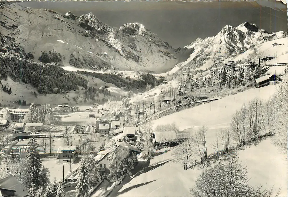 Engelberg 1050 m tegenover Juchlipass — winterlandschap — Copyright by K. Meuser, Engelberg - Voorkant